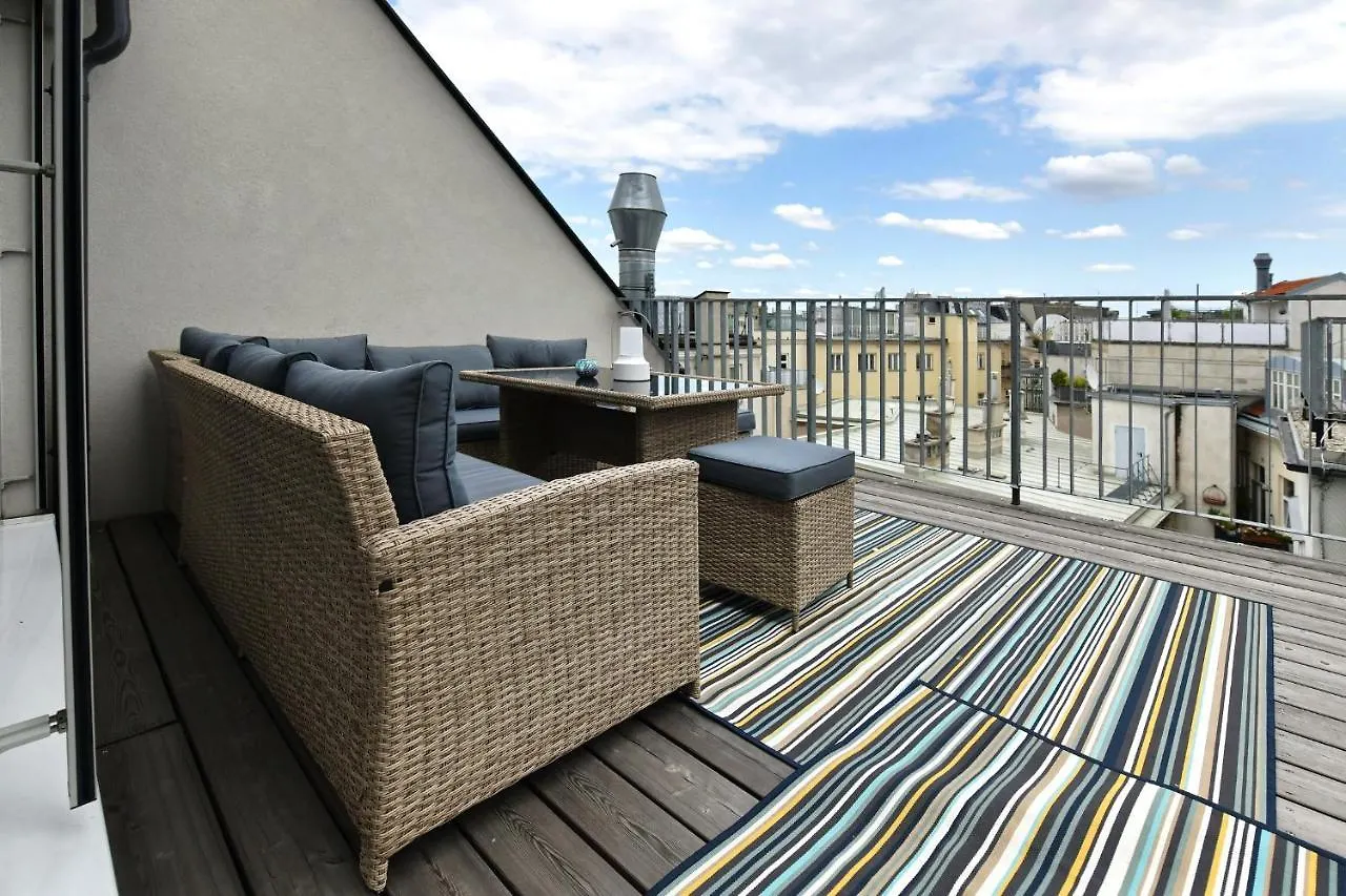 Julius 22 - Duplex Apartment 5 Mins To City Center Vienna